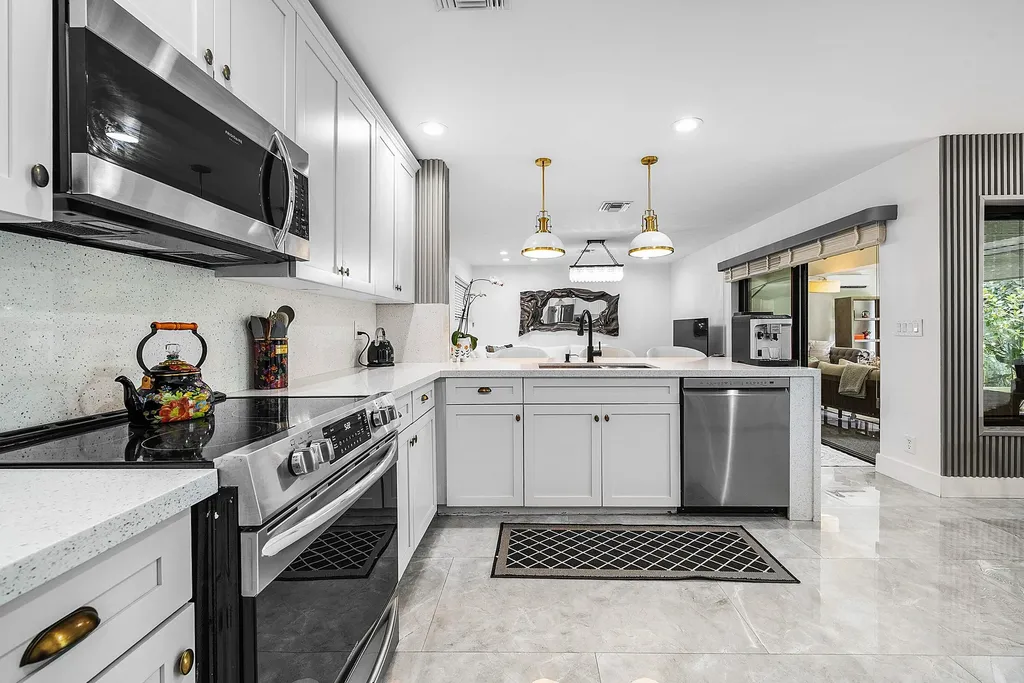 20797 Cabrillo Way Boca Raton FL 33428