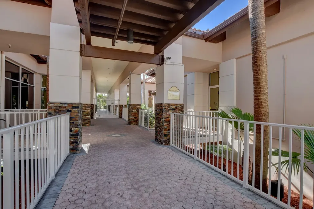 20797 Cabrillo Way Boca Raton FL 33428