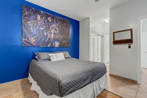 1545 Seagrape Way Hollywood FL 33019