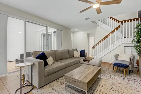 1545 Seagrape Way Hollywood FL 33019