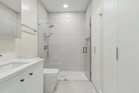 1545 Seagrape Way Hollywood FL 33019