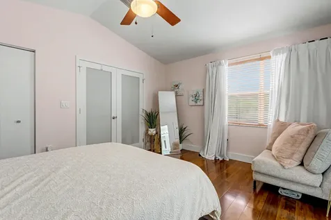 1545 Seagrape Way Hollywood FL 33019