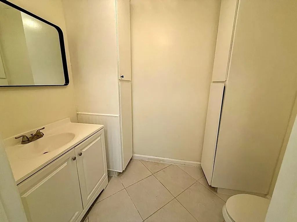 1809 N Congress Avenue West Palm Beach FL 33401