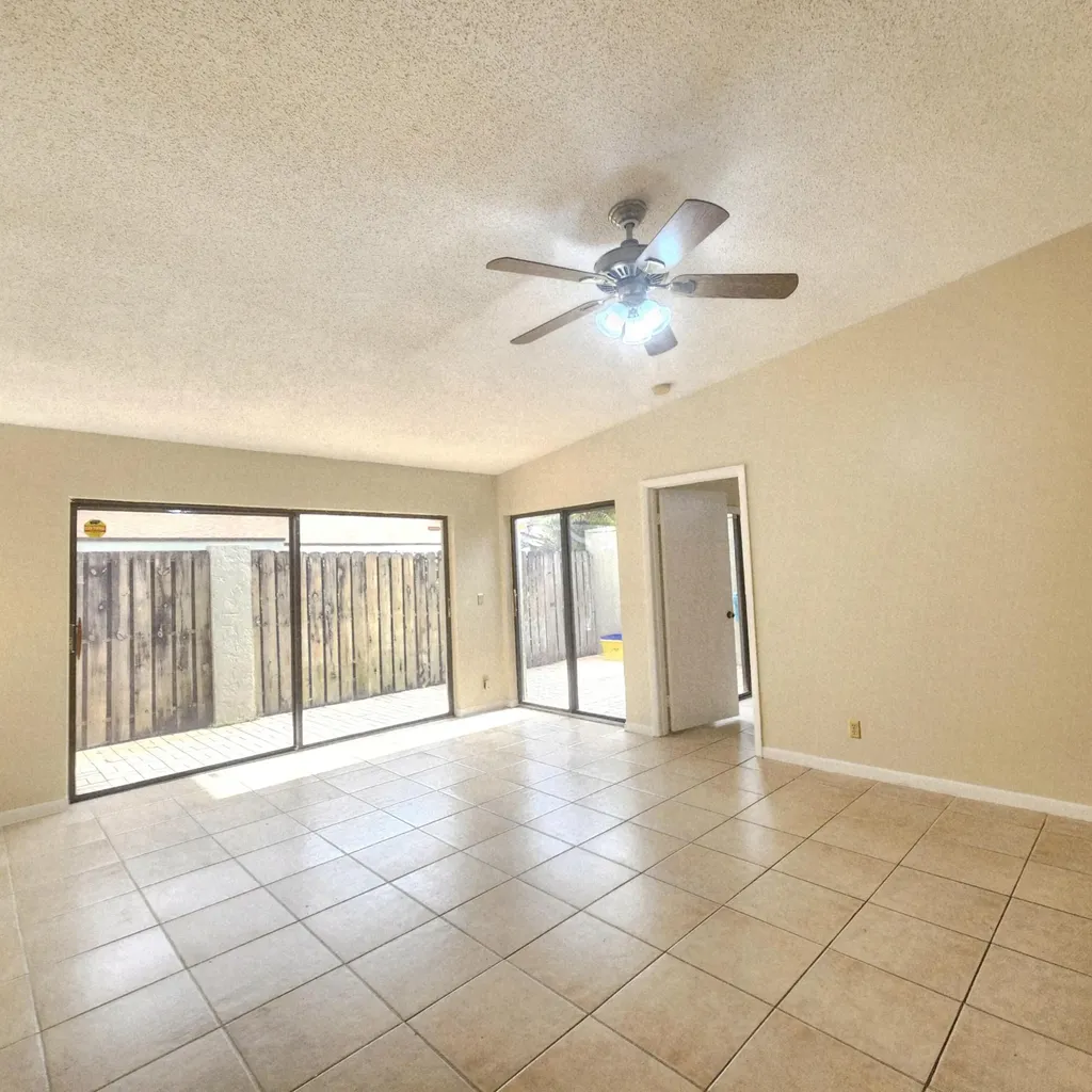 63 Meadows Drive Boynton Beach FL 33436