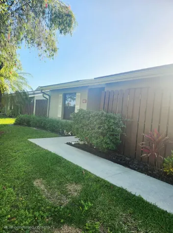 63 Meadows Drive Boynton Beach FL 33436