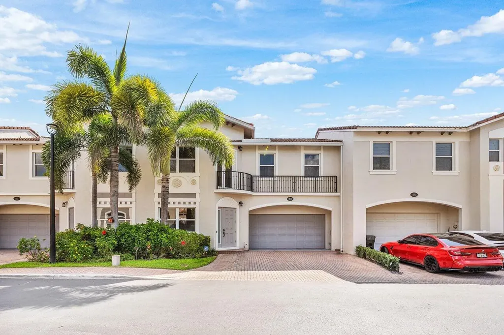 1875 Highland Grove Drive Delray Beach FL 33445