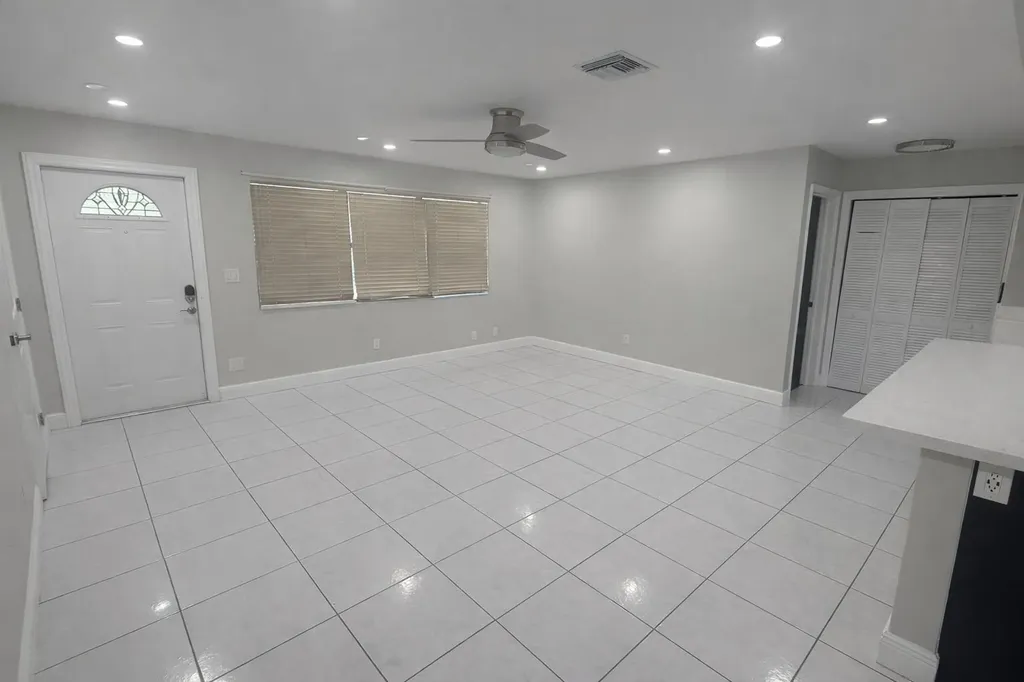 2800 SW 9th Street Fort Lauderdale FL 33312