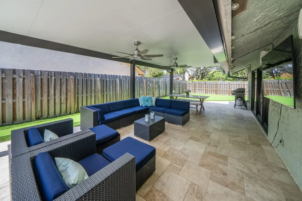 1061 Bayberry Point Drive Plantation FL 33324