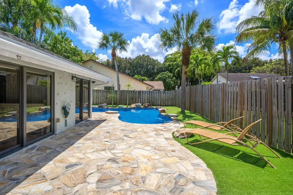 1061 Bayberry Point Drive Plantation FL 33324