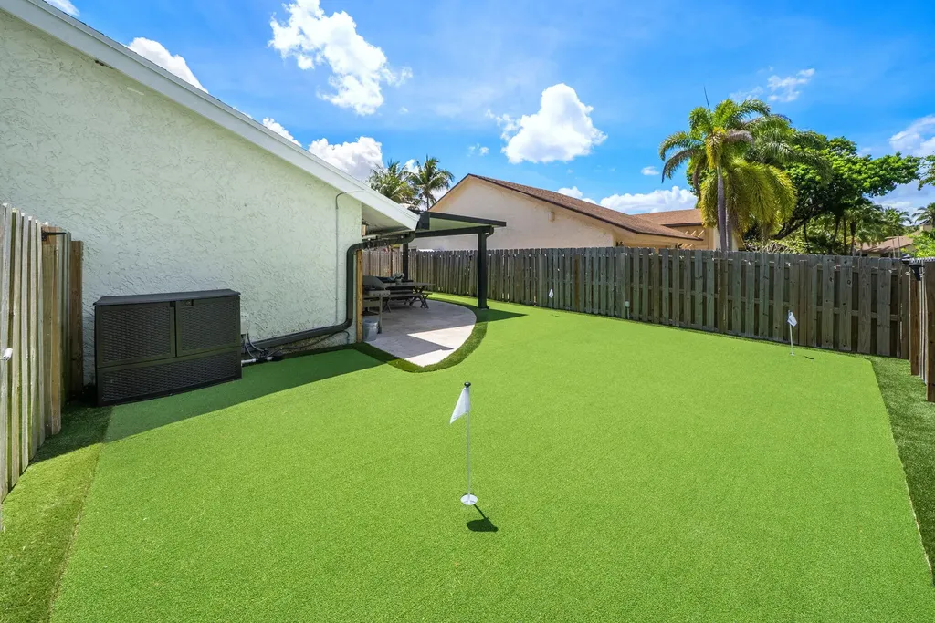 1061 Bayberry Point Drive Plantation FL 33324