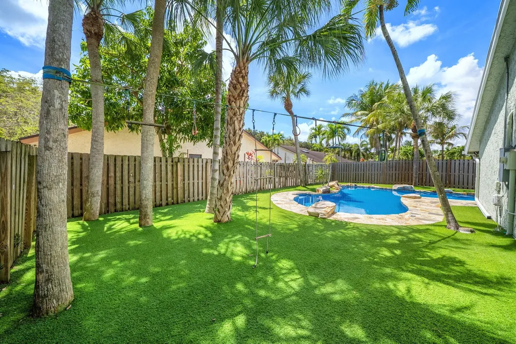 1061 Bayberry Point Drive Plantation FL 33324