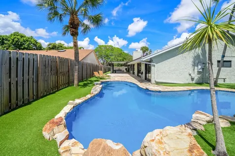 1061 Bayberry Point Drive Plantation FL 33324