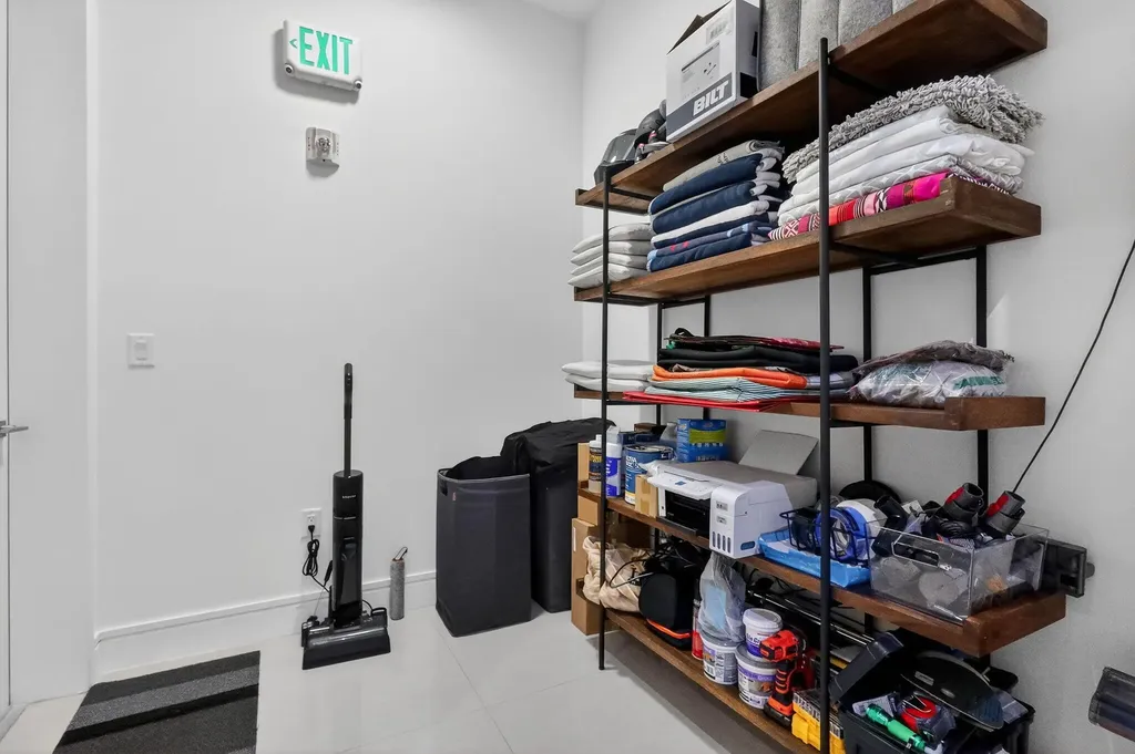 3250 NE 188th Street Aventura FL 33180