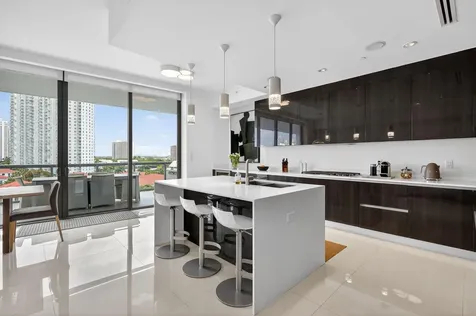 3250 NE 188th Street Aventura FL 33180