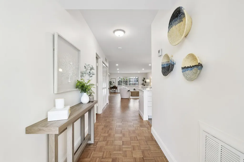 60 Venetian Drive Delray Beach FL 33483