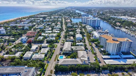 60 Venetian Drive Delray Beach FL 33483