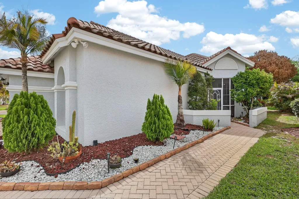 416 SW Horseshoe Bay Port St Lucie FL 34986