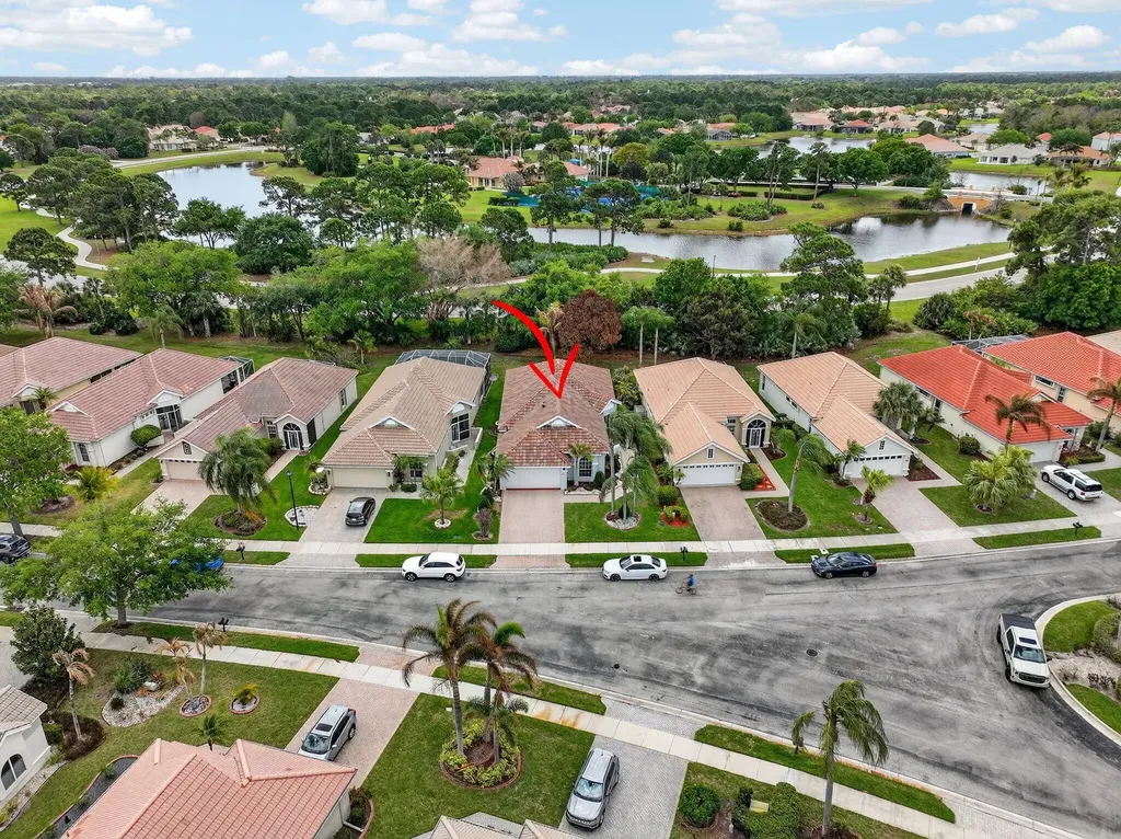 416 SW Horseshoe Bay Port St Lucie FL 34986