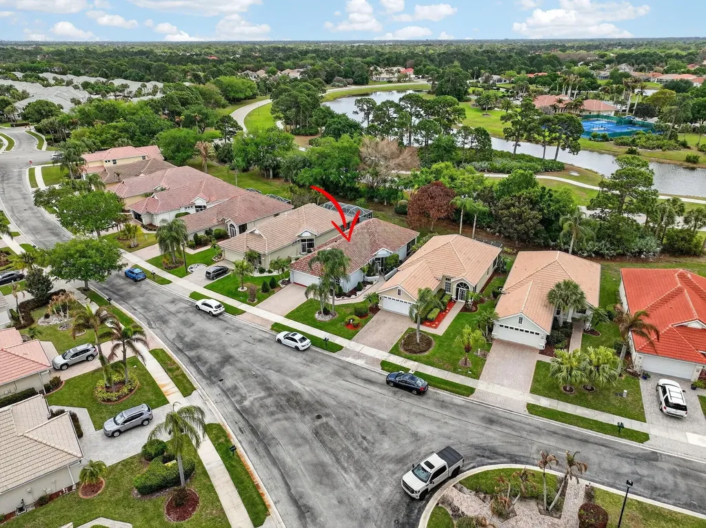 416 SW Horseshoe Bay Port St Lucie FL 34986