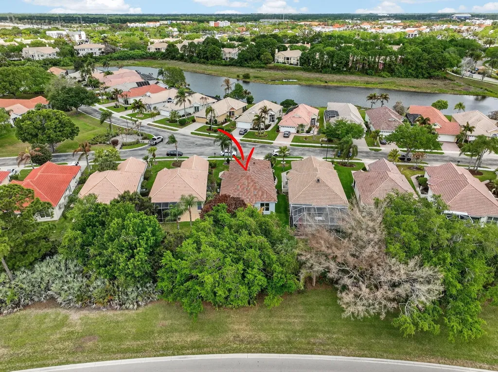 416 SW Horseshoe Bay Port St Lucie FL 34986