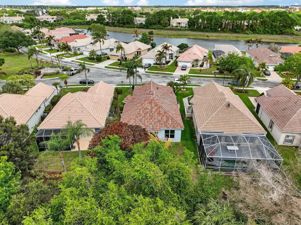416 SW Horseshoe Bay Port St Lucie FL 34986