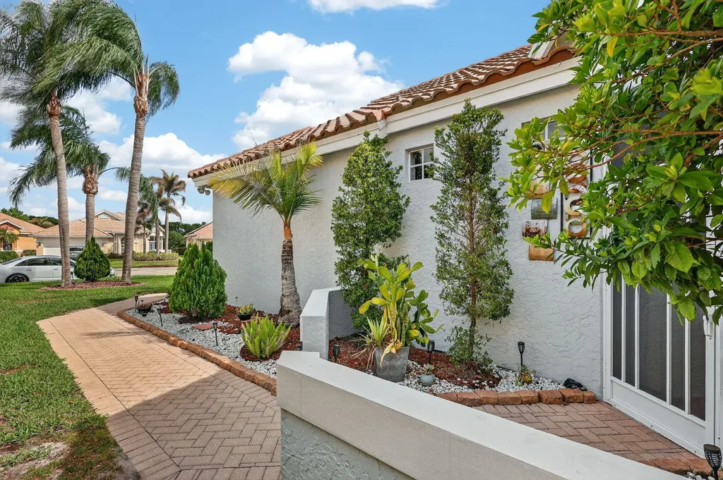 416 SW Horseshoe Bay Port St Lucie FL 34986