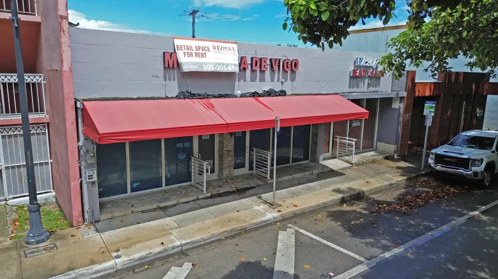 1365 SW 22nd Street Miami FL