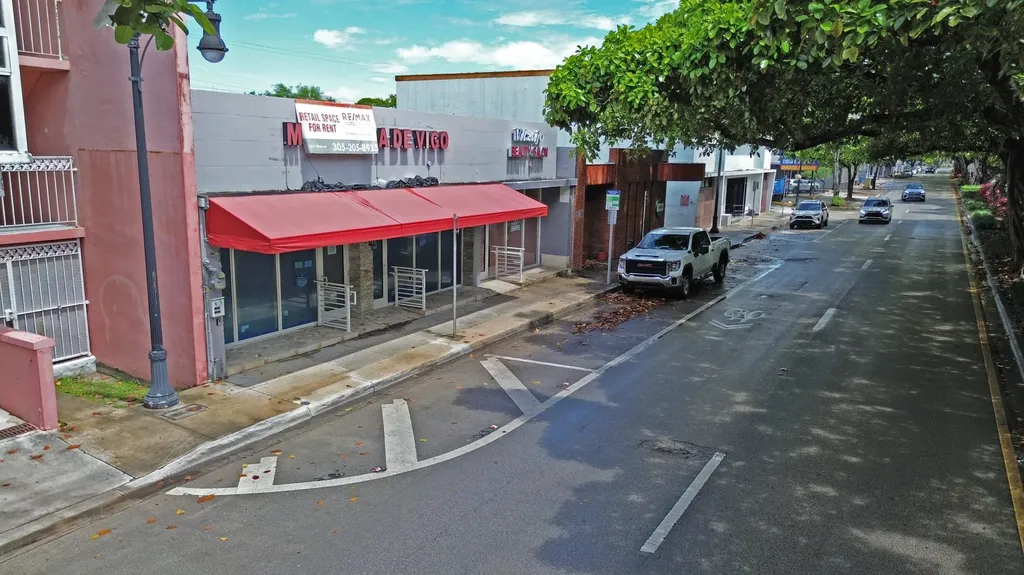 1365 SW 22nd Street Miami FL