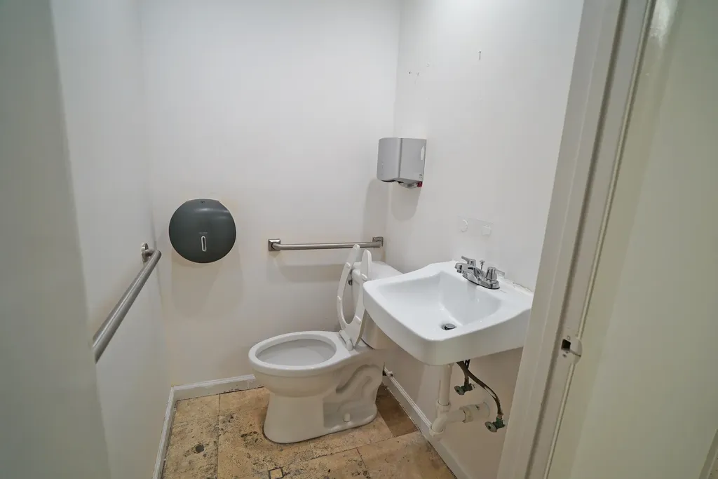 1365 SW 22nd Street Miami FL