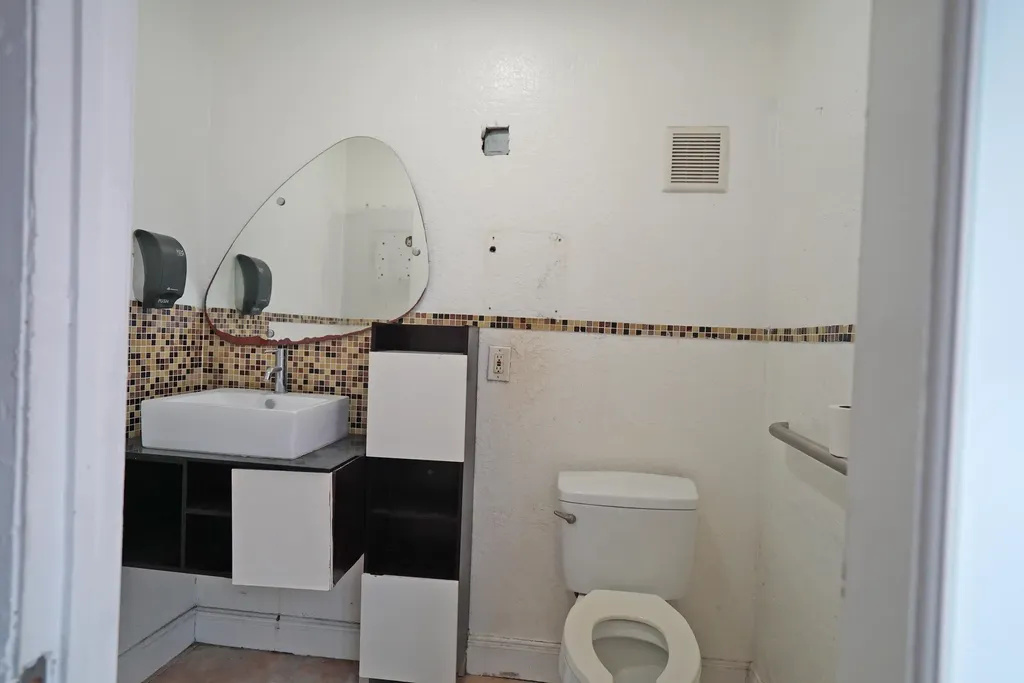 1365 SW 22nd Street Miami FL