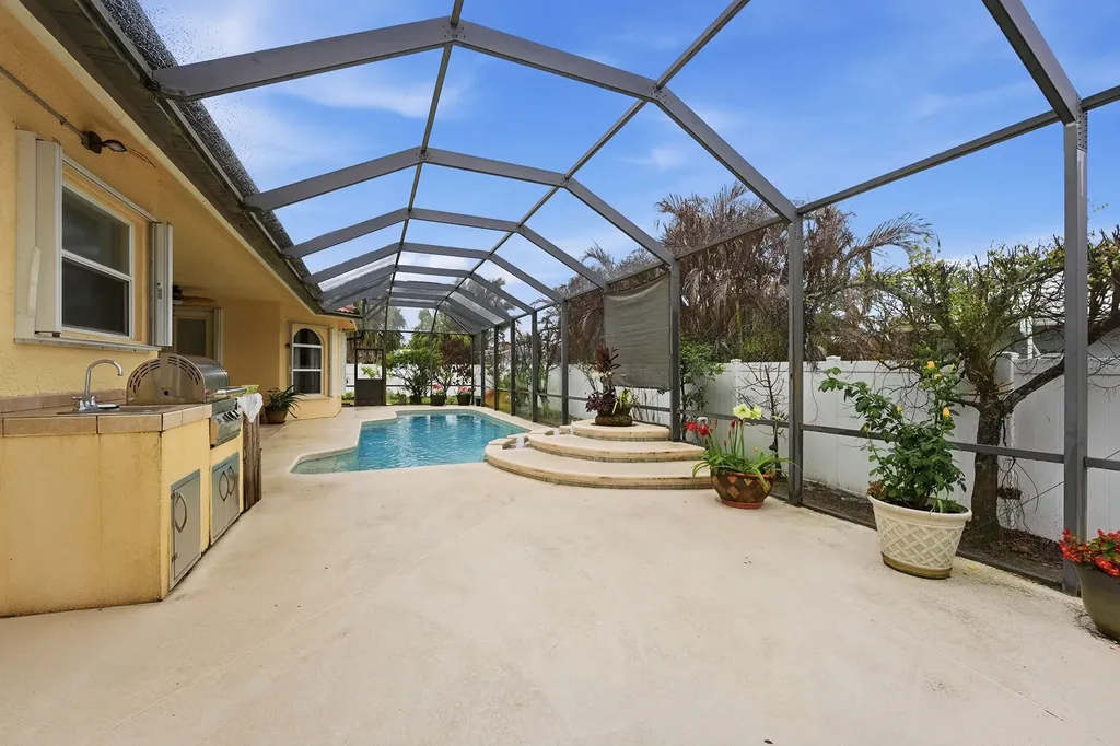 6444 NW Frenze Street Port St Lucie FL 34986