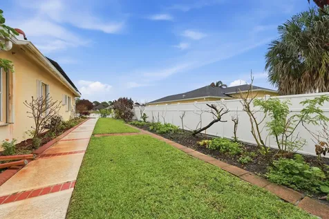 6444 NW Frenze Street Port St Lucie FL 34986