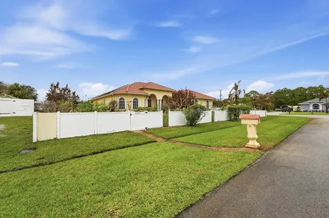 6444 NW Frenze Street Port St Lucie FL 34986