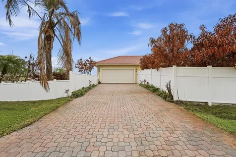 6444 NW Frenze Street Port St Lucie FL 34986
