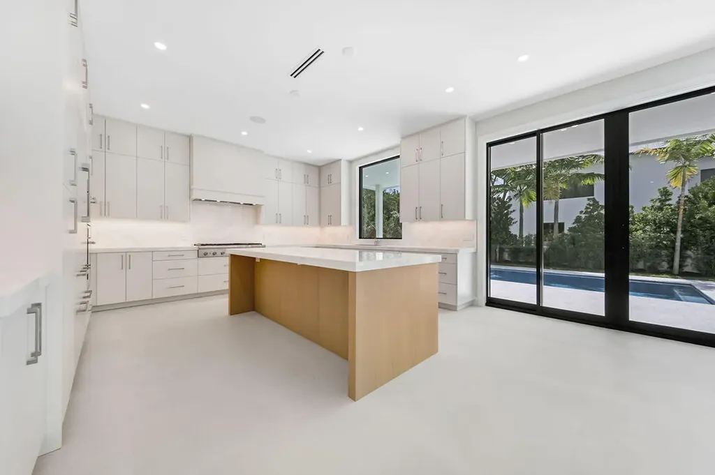 1550 Ponce De Leon Drive Fort Lauderdale FL 33316