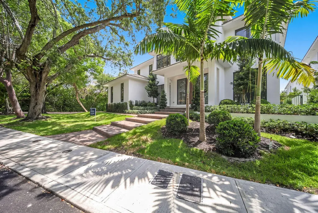 1550 Ponce De Leon Drive Fort Lauderdale FL 33316