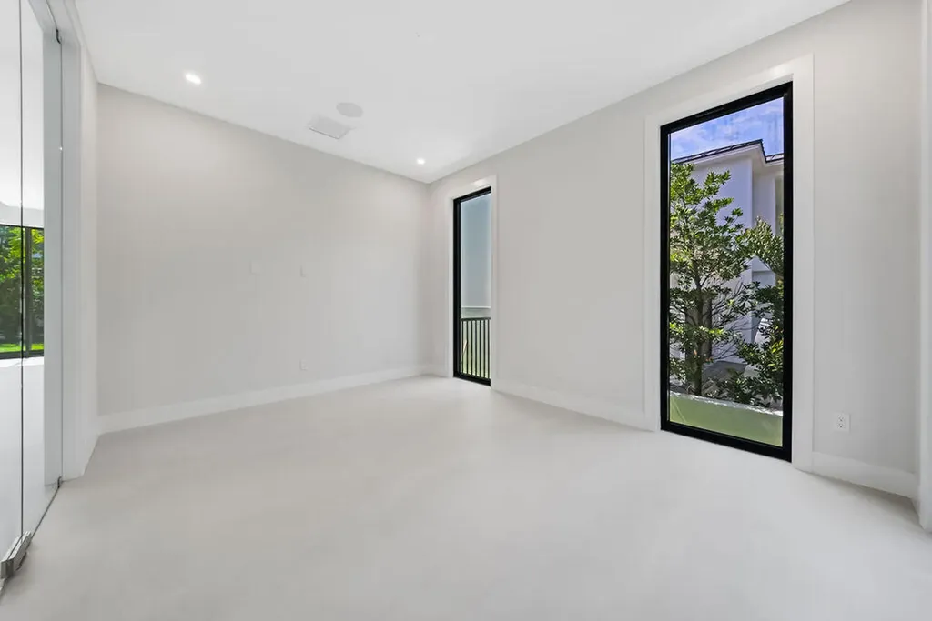 1550 Ponce De Leon Drive Fort Lauderdale FL 33316