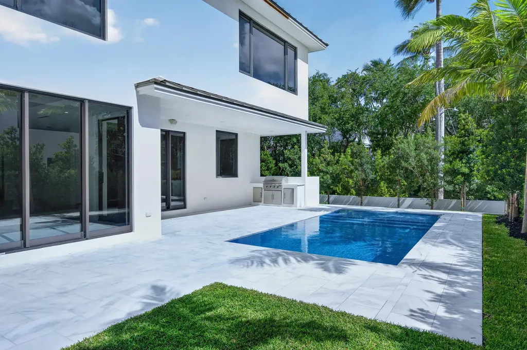 1550 Ponce De Leon Drive Fort Lauderdale FL 33316
