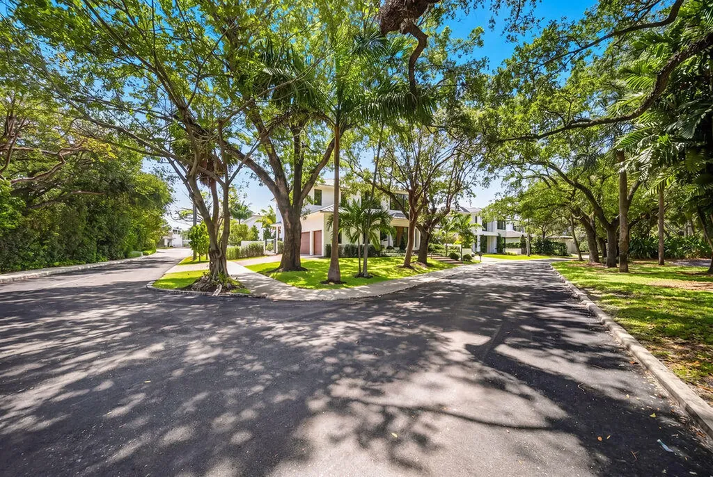 1550 Ponce De Leon Drive Fort Lauderdale FL 33316
