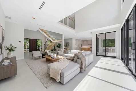 1550 Ponce De Leon Drive Fort Lauderdale FL 33316