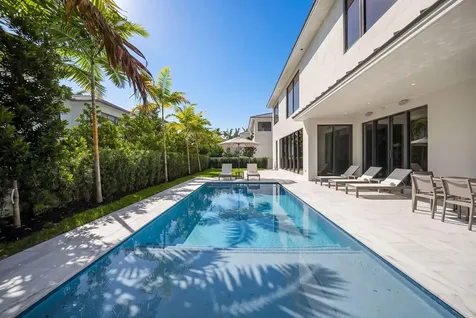1550 Ponce De Leon Drive Fort Lauderdale FL 33316