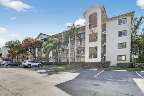 900 SW 142nd Avenue Pembroke Pines FL 33027
