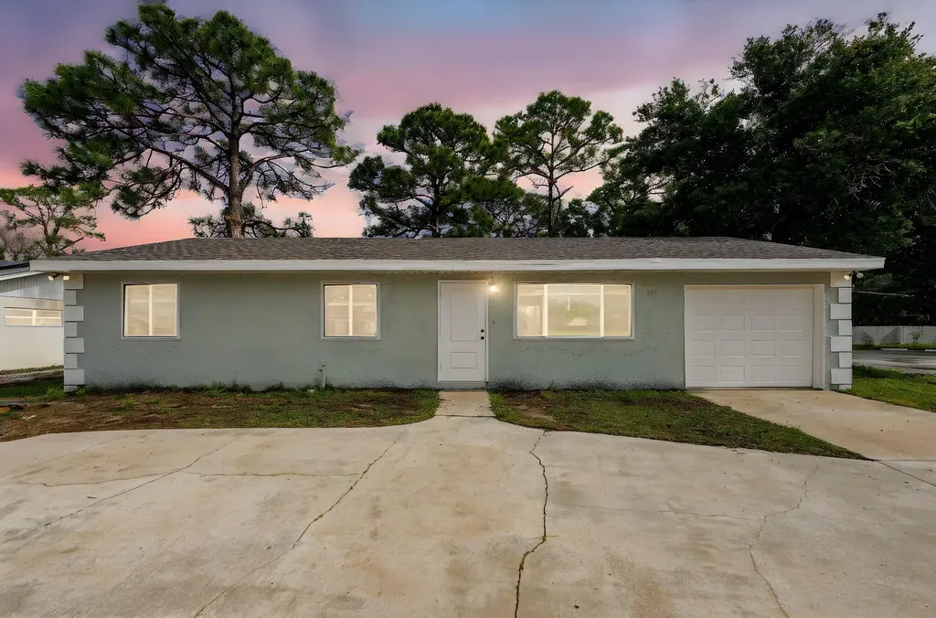651 SE Port St Lucie Boulevard Port St Lucie FL 34984