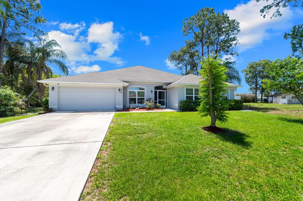 416 SE Jupiter Terrace Port St Lucie FL 34983