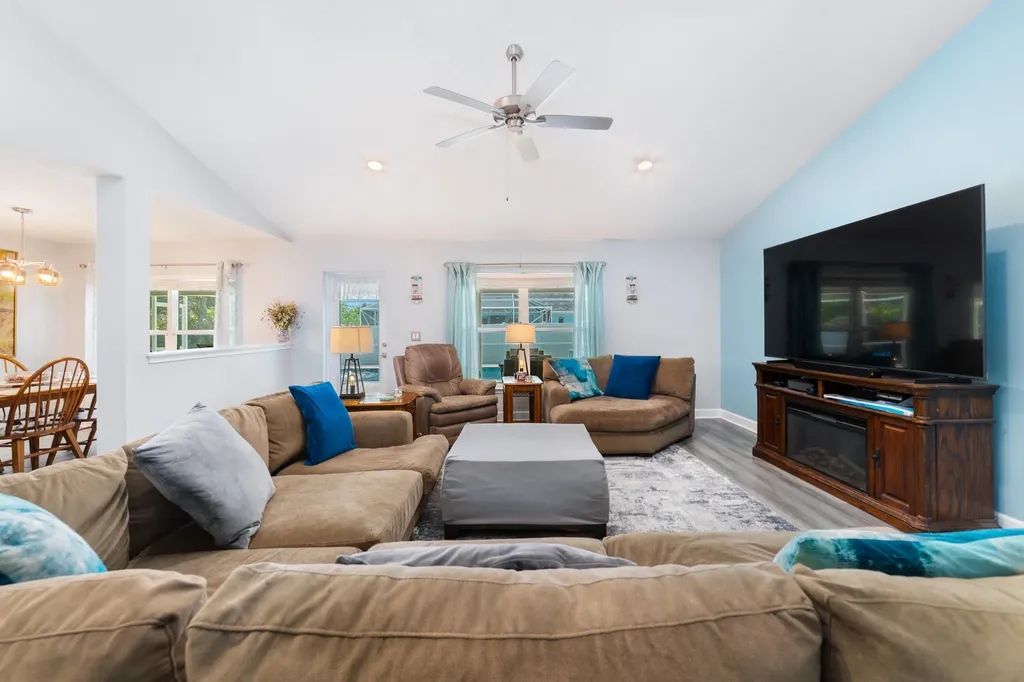 416 SE Jupiter Terrace Port St Lucie FL 34983