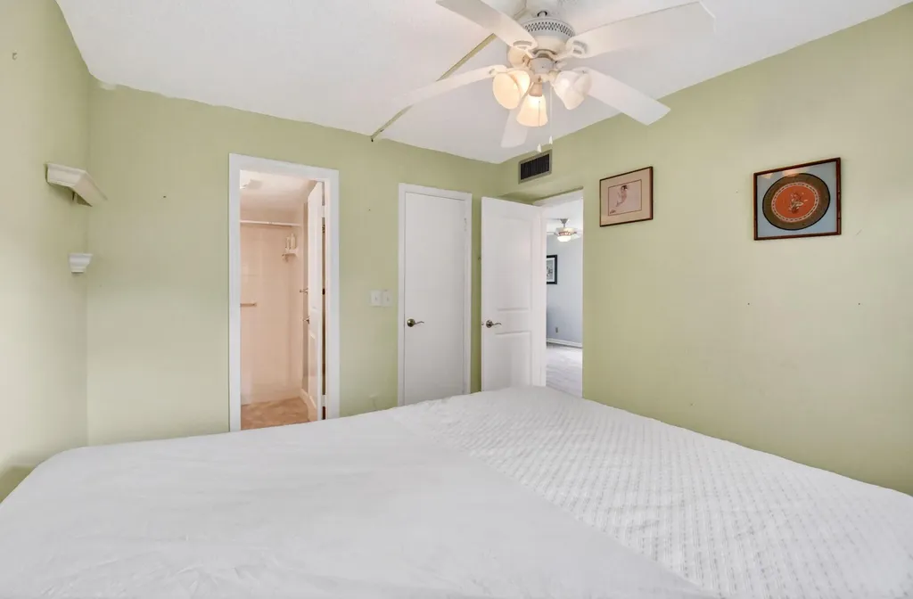 2016 S Federal Highway Boynton Beach FL 33435