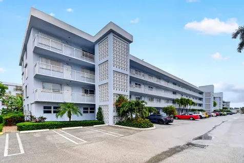 2016 S Federal Highway Boynton Beach FL 33435