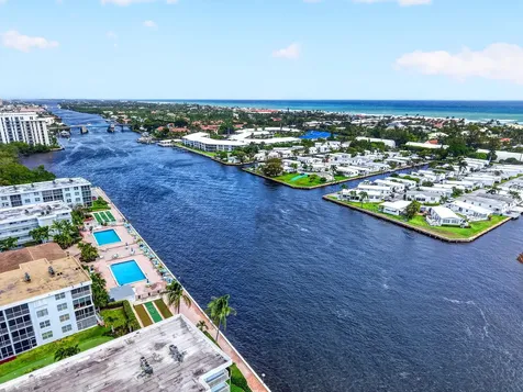 2016 S Federal Highway Boynton Beach FL 33435