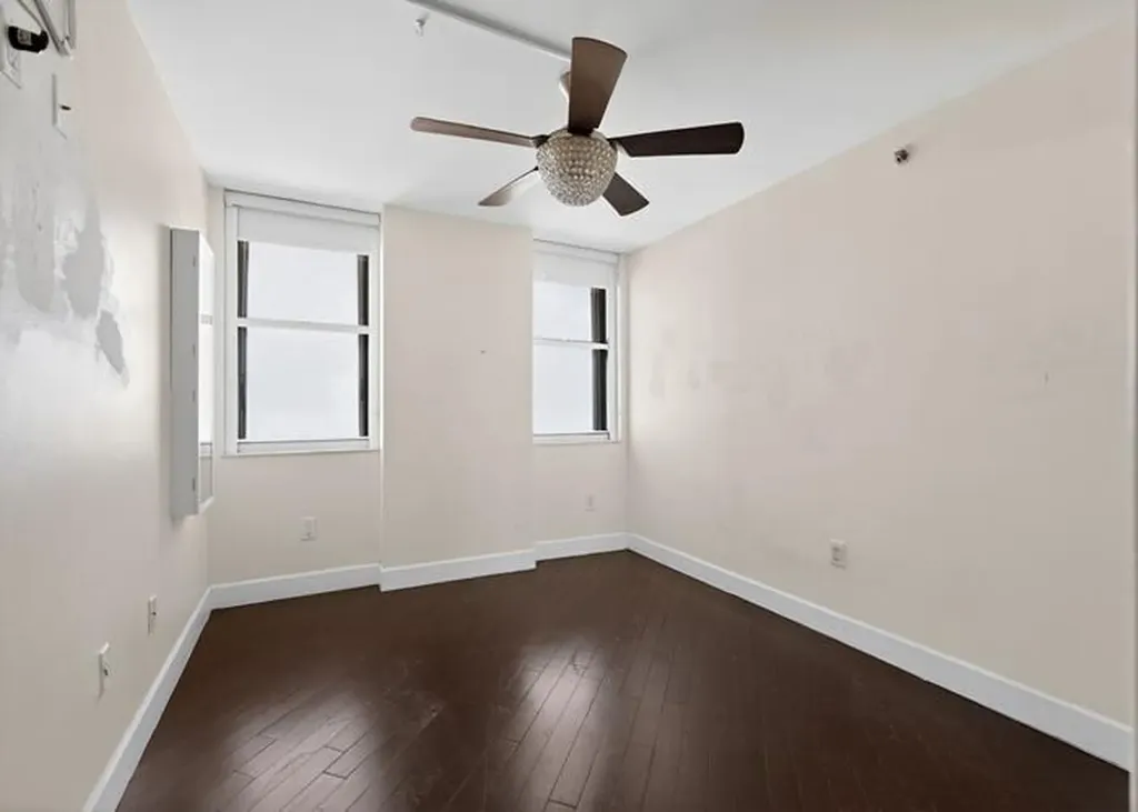 6061 Collins Avenue Miami Beach FL 33140