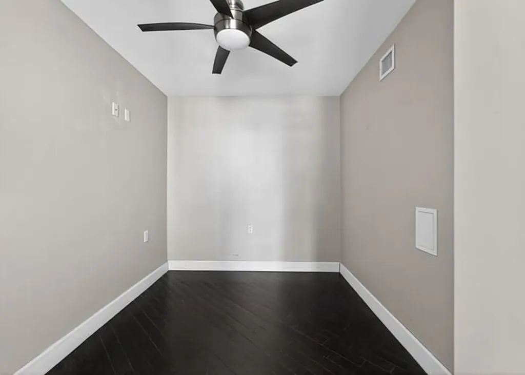 6061 Collins Avenue Miami Beach FL 33140